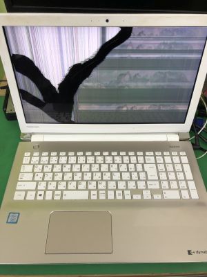 Dynabook PT65液晶割れ修理 from 大分市内